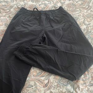 Men’s nylon athletic joggers